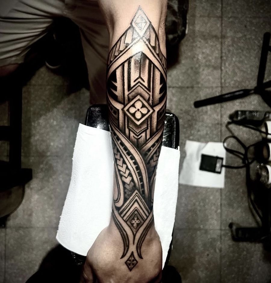 Antebrazo tribal